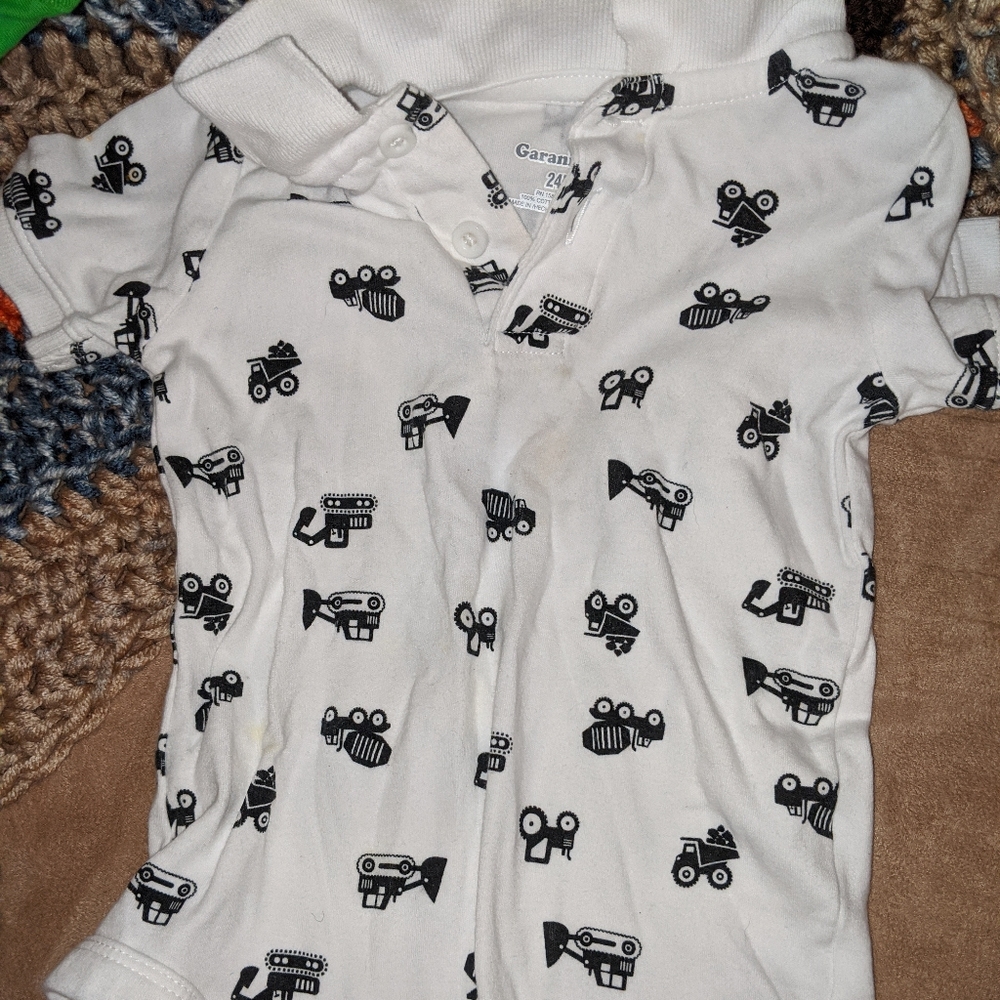 **SOLD**7 Romper Bundle Baby 24 mo Great Condition - Picture 10 of 13